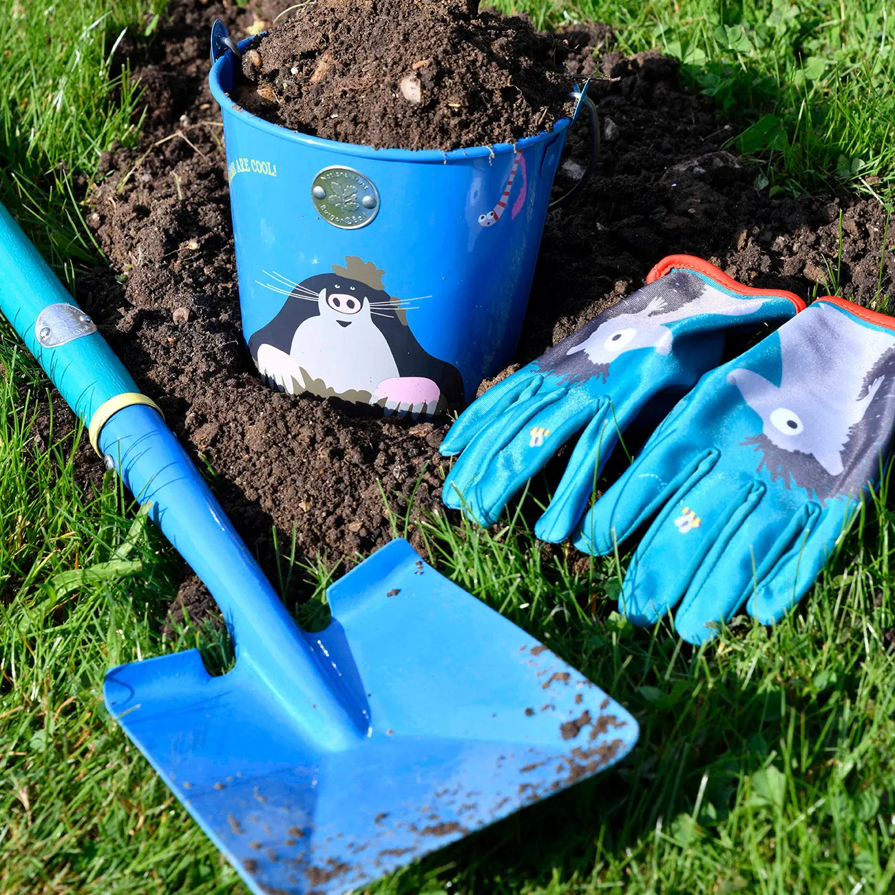 Children's Garden Spade - National Trust
