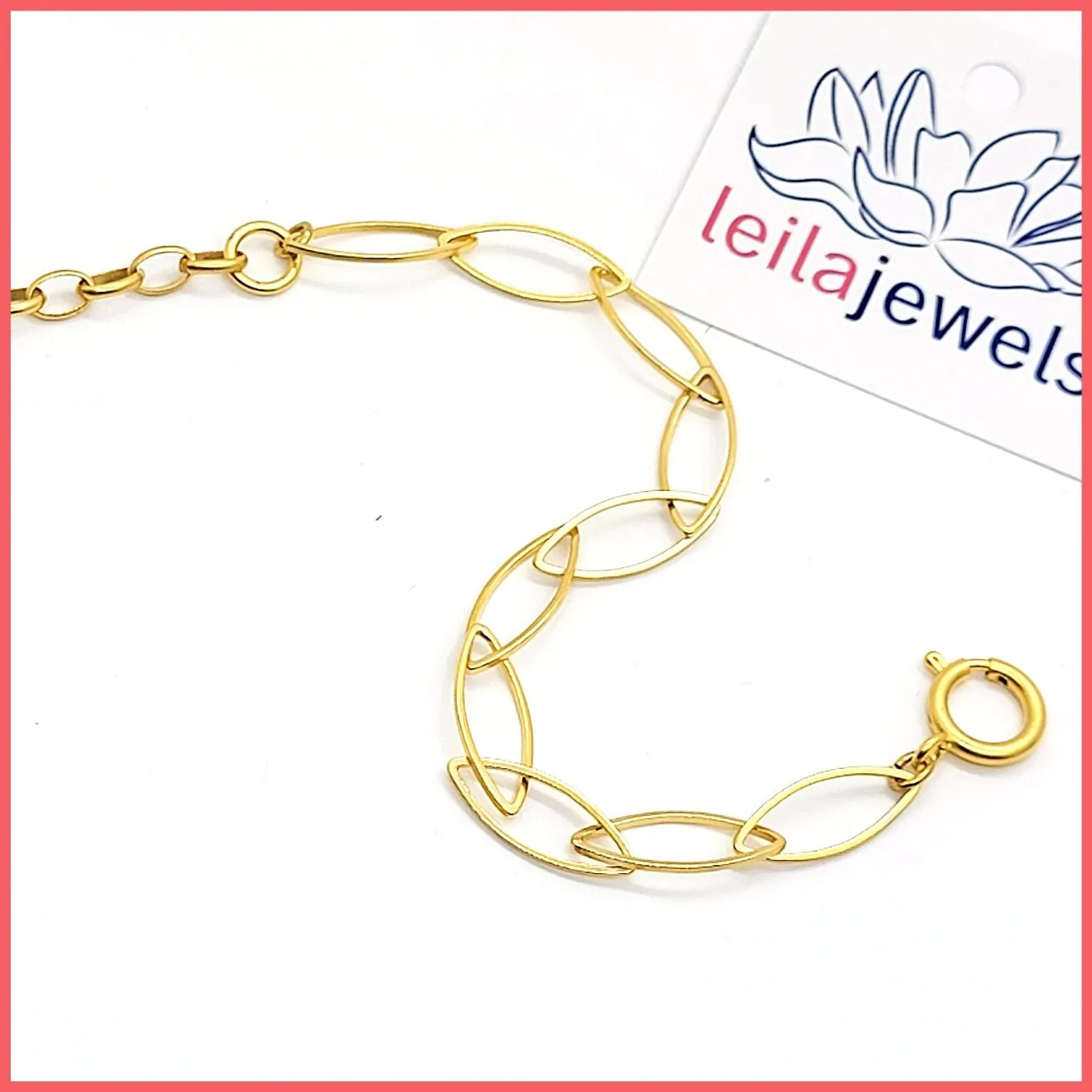 Classic Eyelet Chain Bracelet