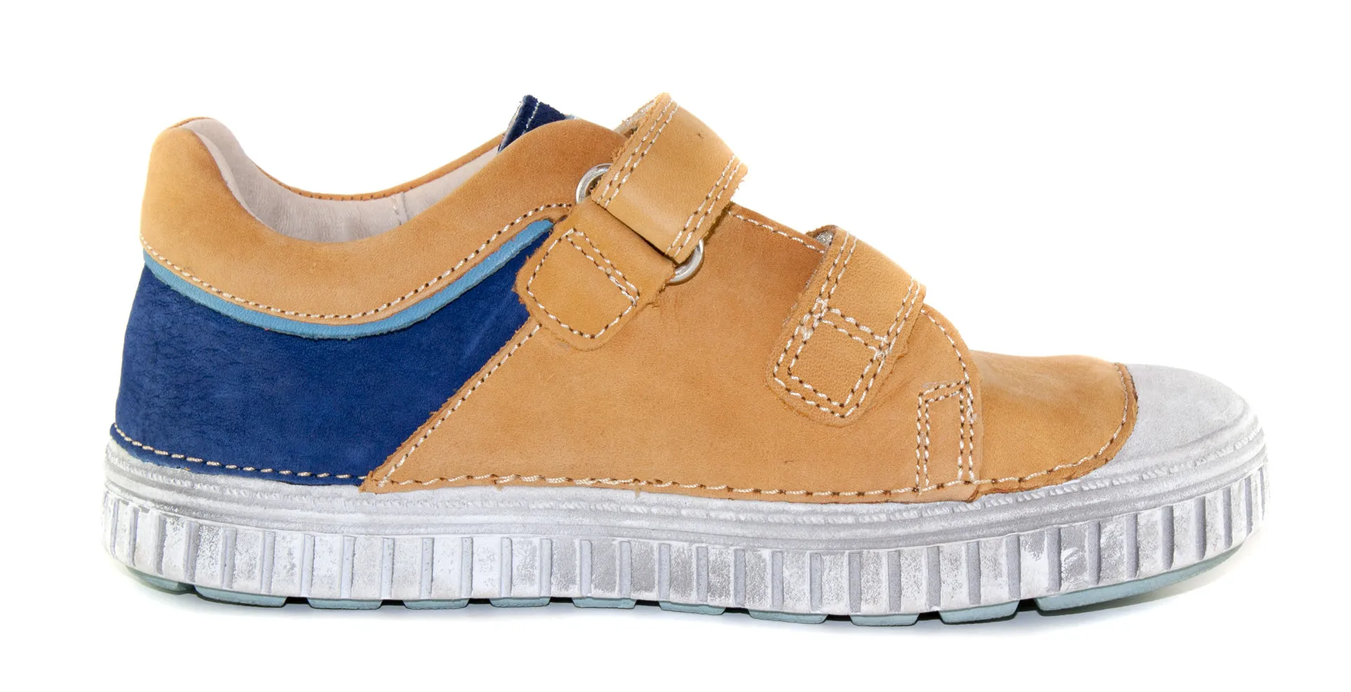 D.D. Step big kid boy shoes sandy brown with blue heel size US 13-4