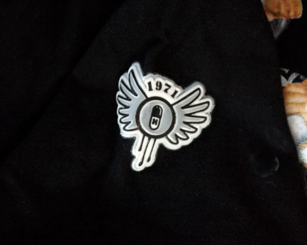 HEADHUNTERS 'NOT RESPONSIBLE' T-SHIRT LG