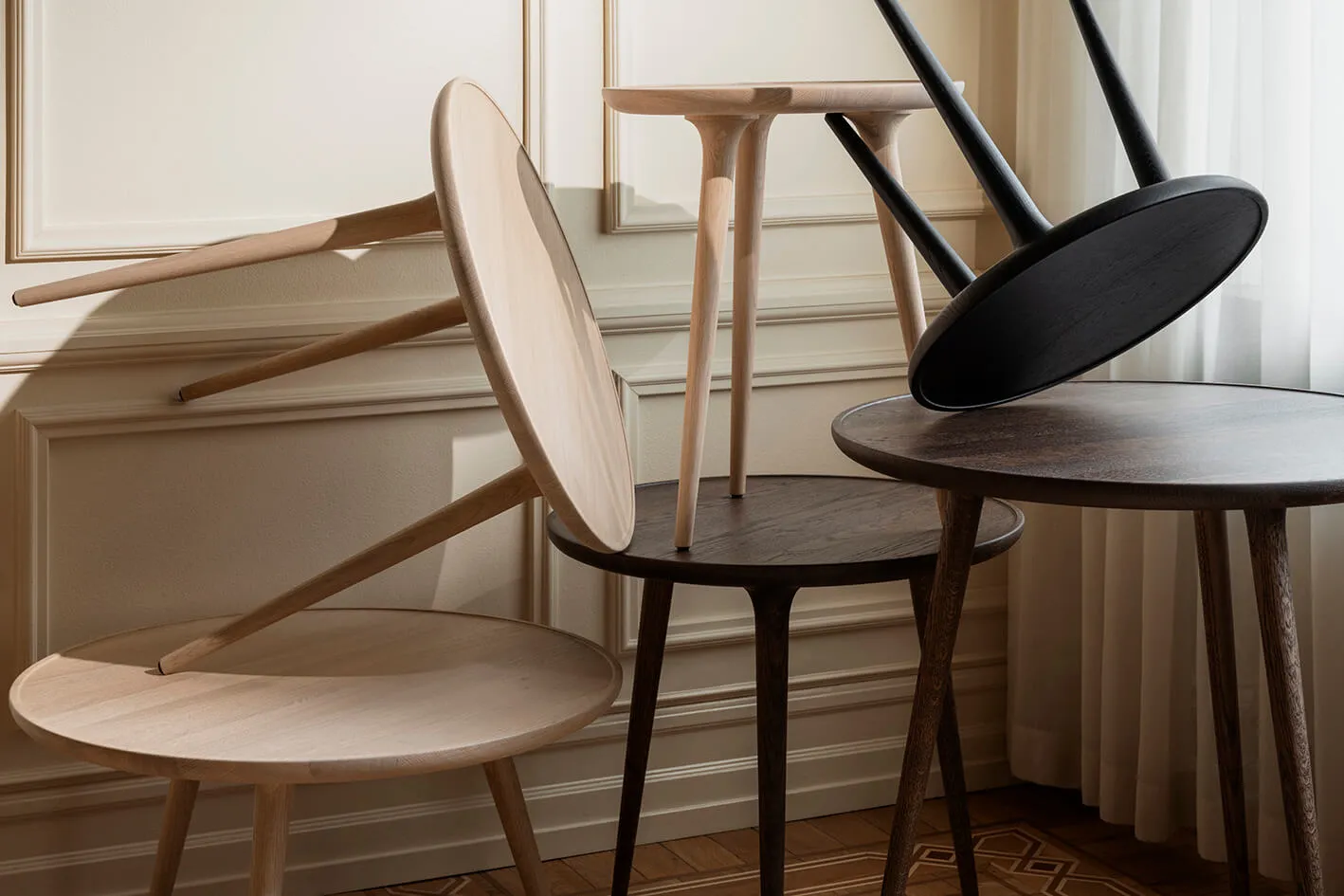 Mater Accent Café Table