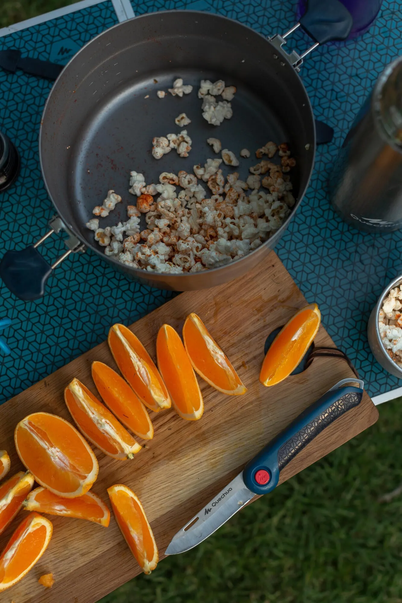 Quechua Non-Stick Stainless Steel 2-Person 14-Piece Camp Cookset 2.1 L