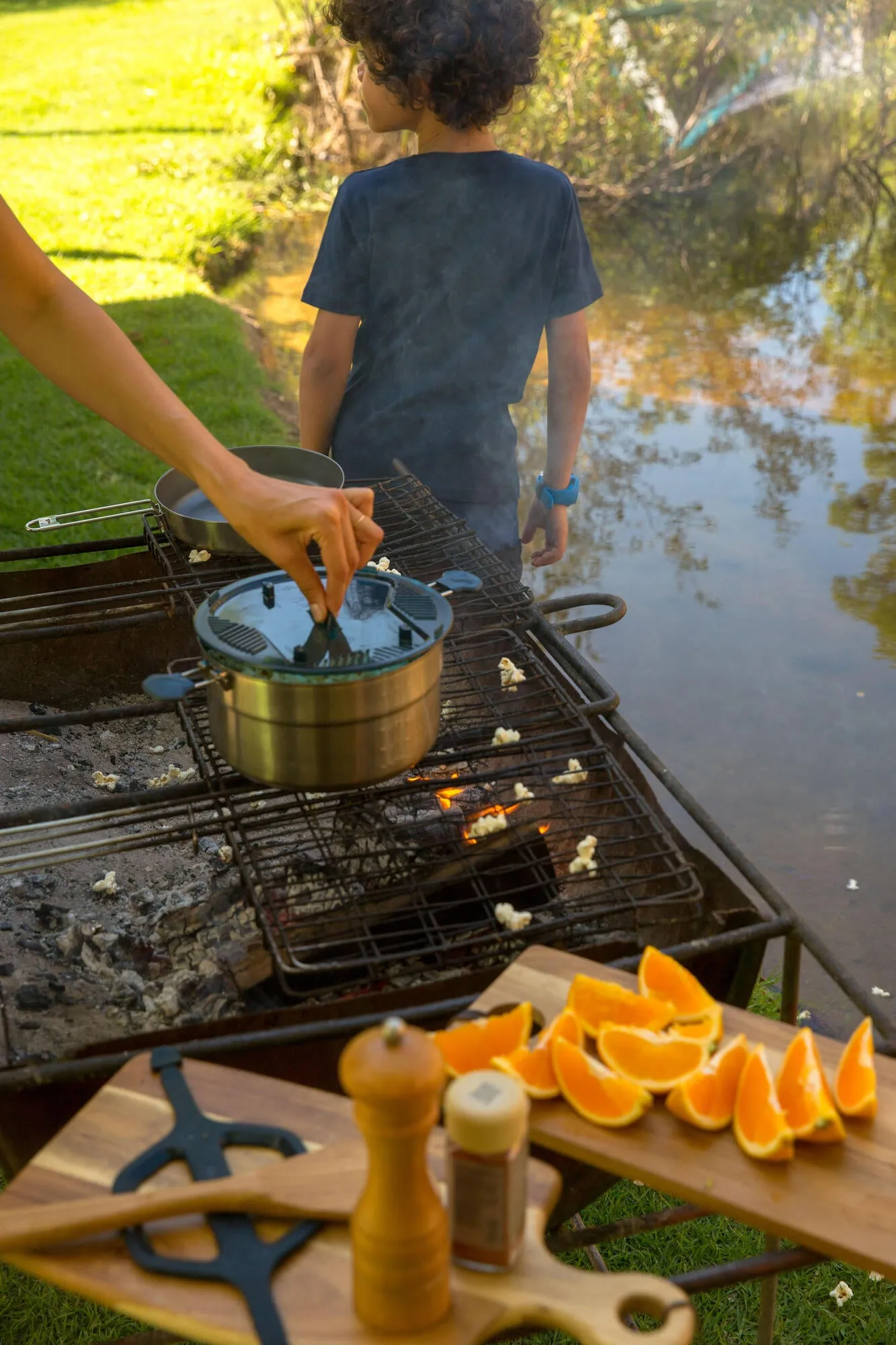 Quechua Non-Stick Stainless Steel 2-Person 14-Piece Camp Cookset 2.1 L